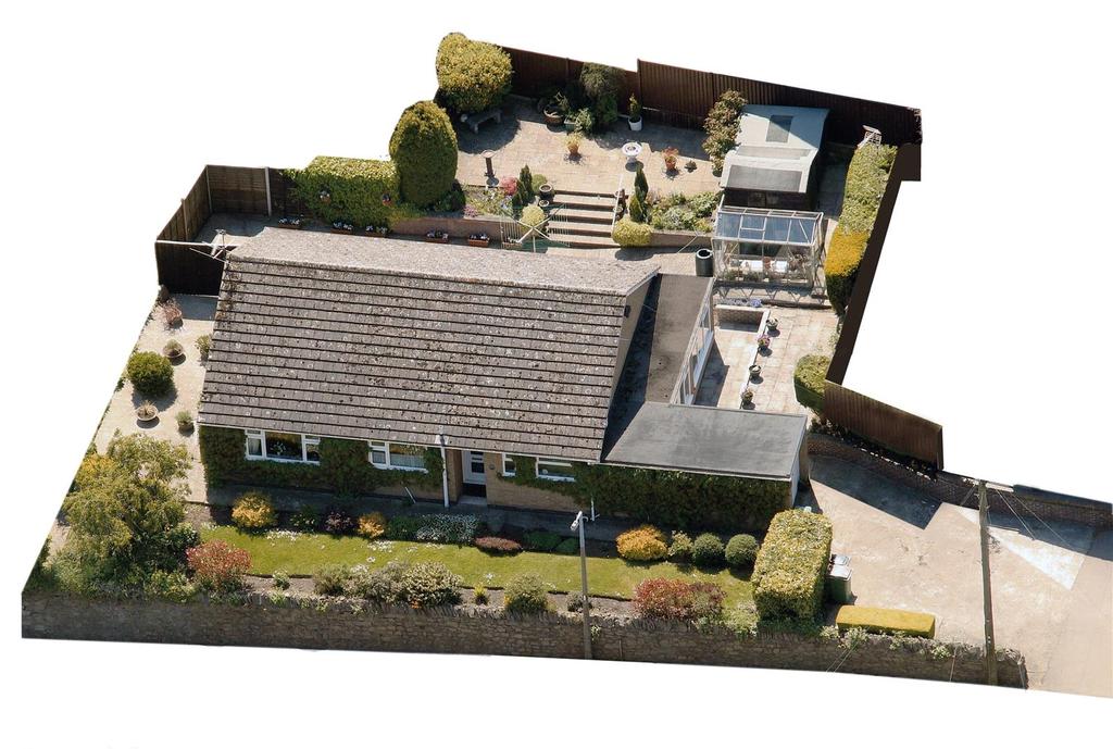 Sapcote Road, Stoney Stanton, Leicester 2 bed detached bungalow £320,000