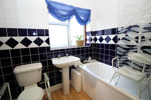 14 Westerham Road, London, E10 7AE