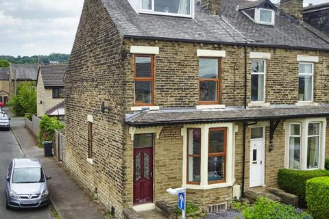 44 Carrbottom Road, Greengates, Bradford, BD10 0BB
