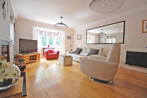 3 Colville Close, Great Notley, Braintree, CM77 7ZA