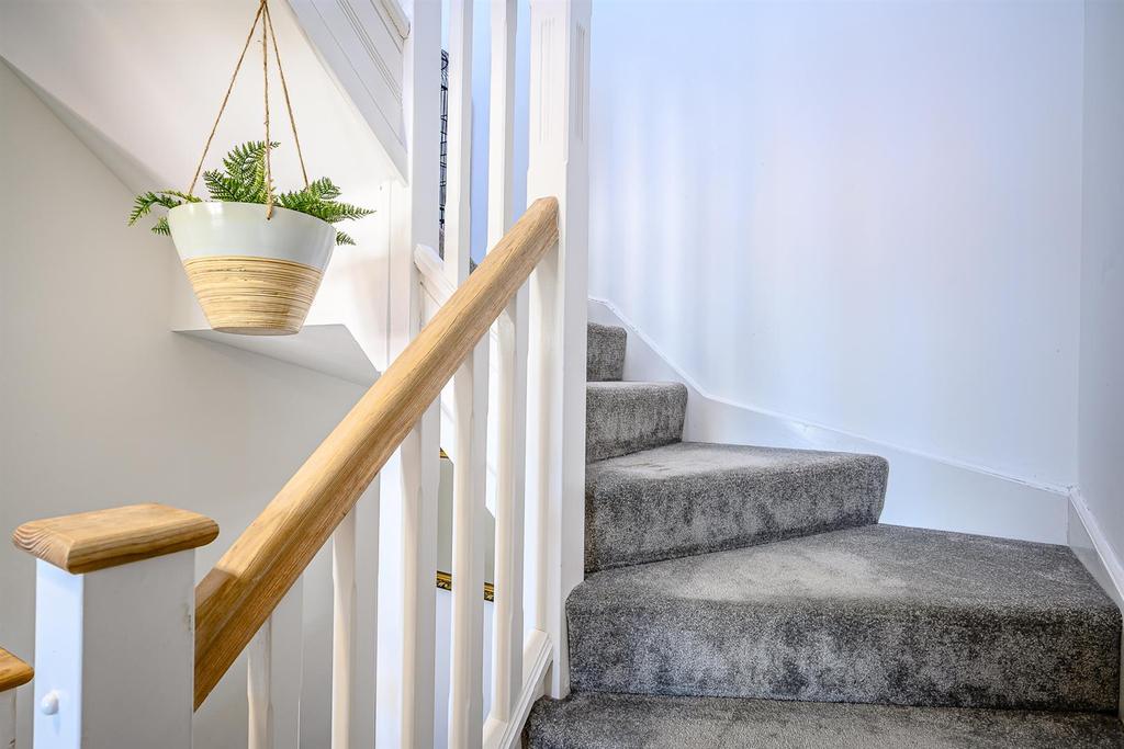 8467437-interior38.jpg
