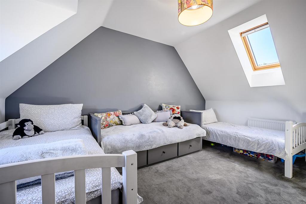 8467437-interior43.jpg