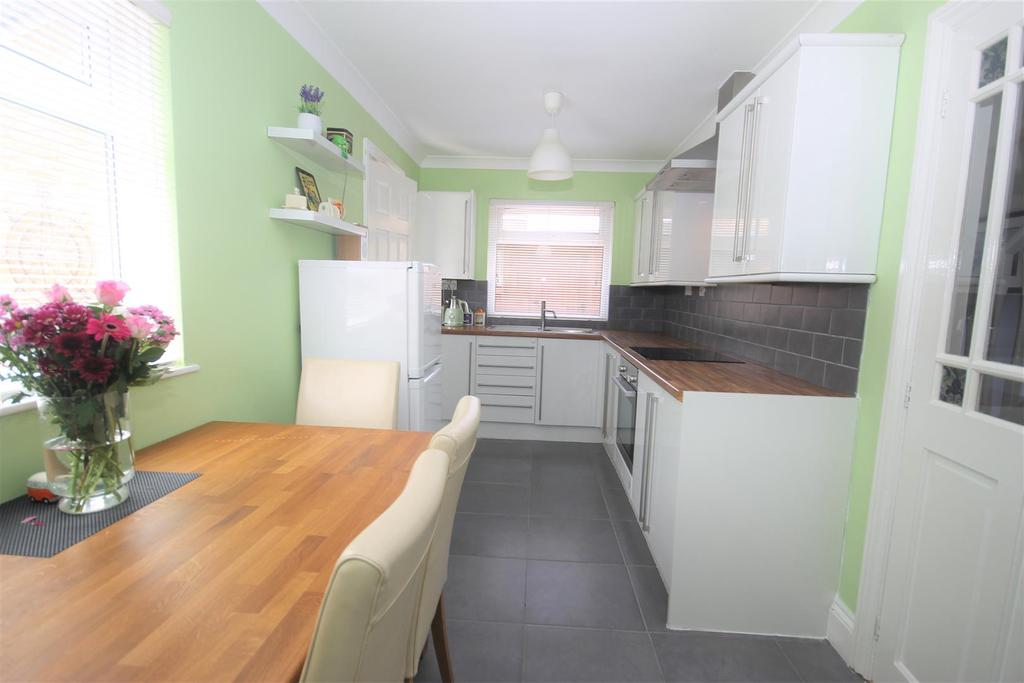 Dining Kitchen