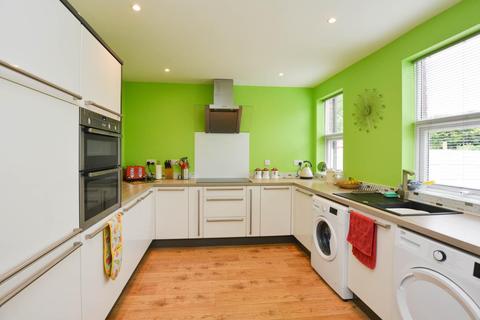 159 Maple Crescent, Leigh, WN7 5TA