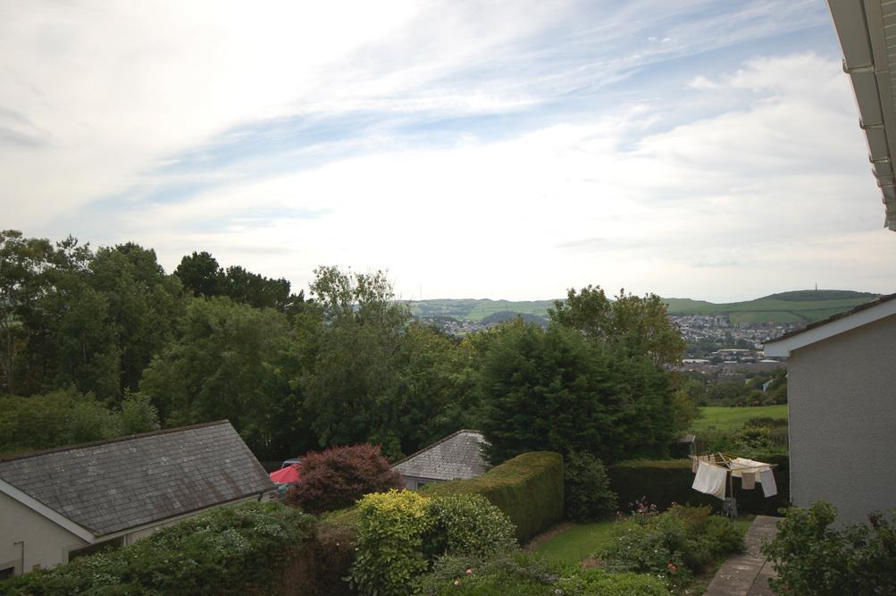 Cefn Esgair, Llanbadarn Fawr, Aberystwyth 4 bed detached house £295,000