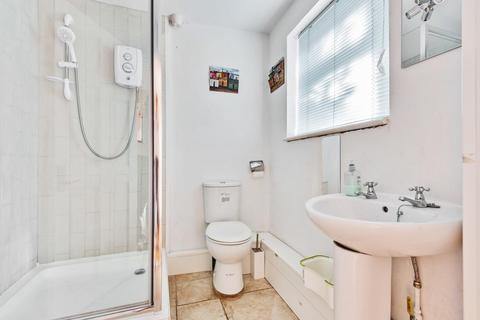19 Eastwell Close, Beckenham, BR3 1TY