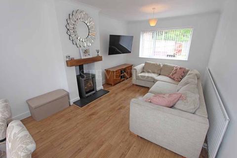 14 Ashenden Rise, Wolverhampton, WV3 8LE