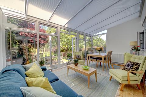 14 Sherbrook Gardens, London, N21 2NU