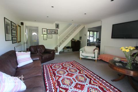 21 Ellen Way, Great Notley, Braintree, CM77 7UU