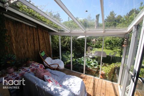 21 Ellen Way, Great Notley, Braintree, CM77 7UU