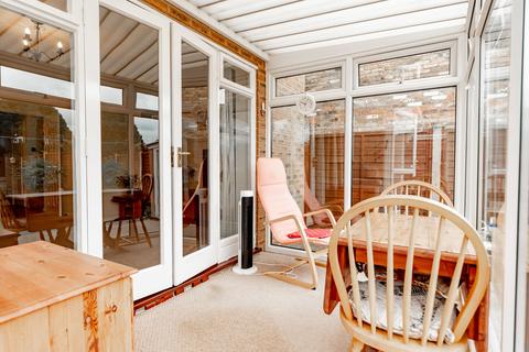 22a Albert Road, Bagshot, GU19 5QJ