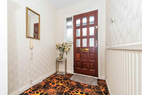 3 Ansell Grove, Carshalton, SM5 2BB