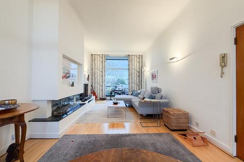 4 bedroom terraced house to rent, Portland Terrace, The Green