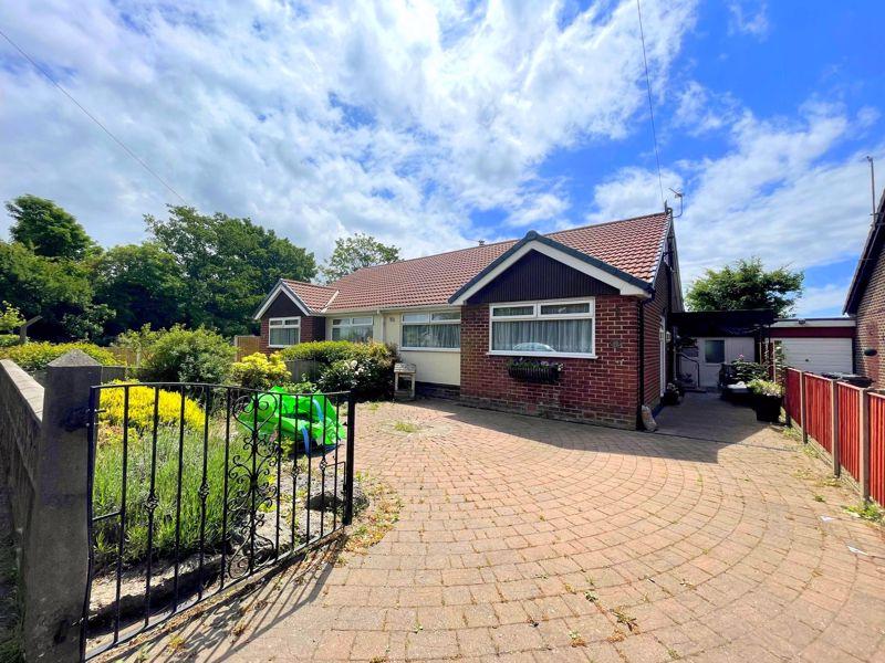 New Lane, Ormskirk 2 bed bungalow for sale £240,000
