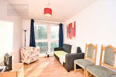 4 bedroom maisonette to rent, Solebay St, Off Mile End Road, London, E1
