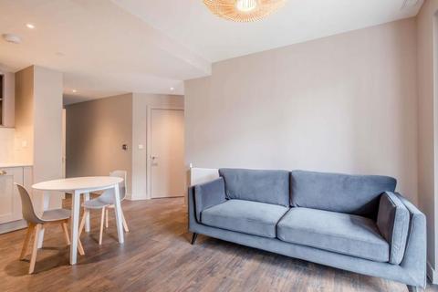 Studio to rent, Canada Gardens, Wembley Park
