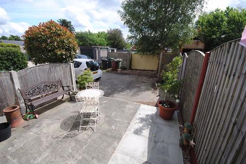 95 Station Road, Kippax, Leeds, LS25 7LE