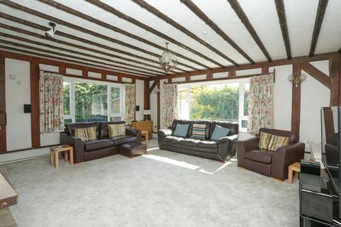 1 Dallinger Road, Birchington, CT7 9LG