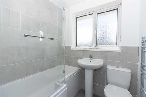 21 Coleridge Close, Goring By Sea, Worthing, BN12 6LD