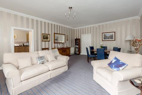 19/2 Abercromby Place, Edinburgh, EH3 6LB