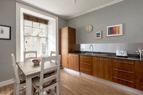 19/2 Abercromby Place, Edinburgh, EH3 6LB
