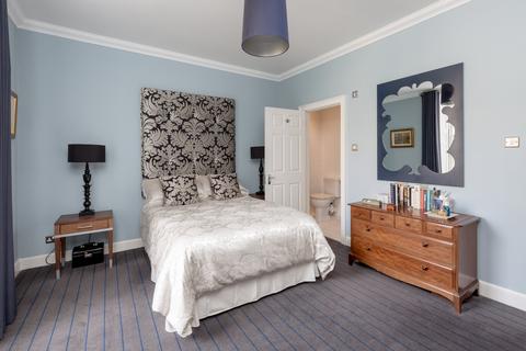 19/2 Abercromby Place, Edinburgh, EH3 6LB