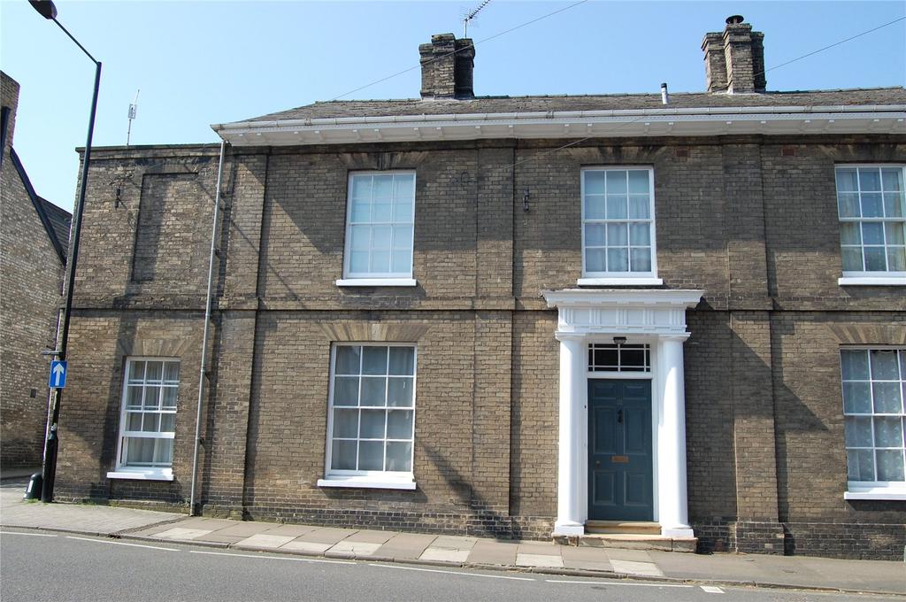 Northgate Street, Bury St Edmunds... 2 bed terraced house £1,350 pcm