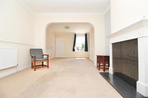 33 Kitchener Road, Ipswich, IP1 4DT