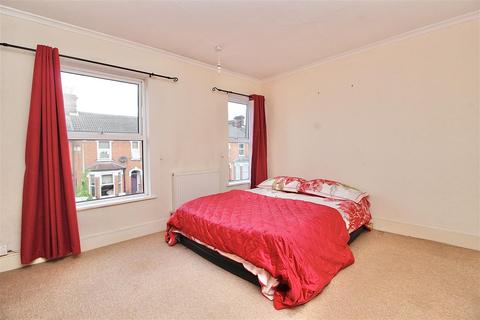 33 Kitchener Road, Ipswich, IP1 4DT