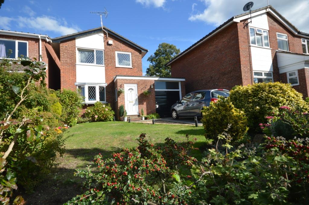 Dane Close, Alsager, ST7 3 bed detached house £230,000