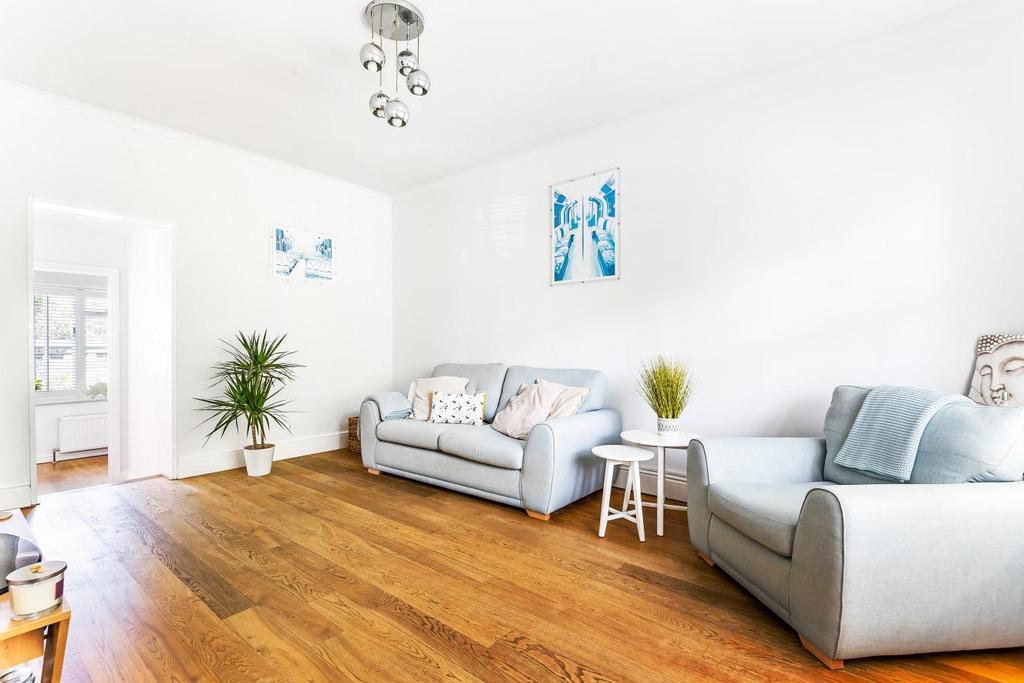 Brunner Road, Ealing 3 bed terraced house £735,000