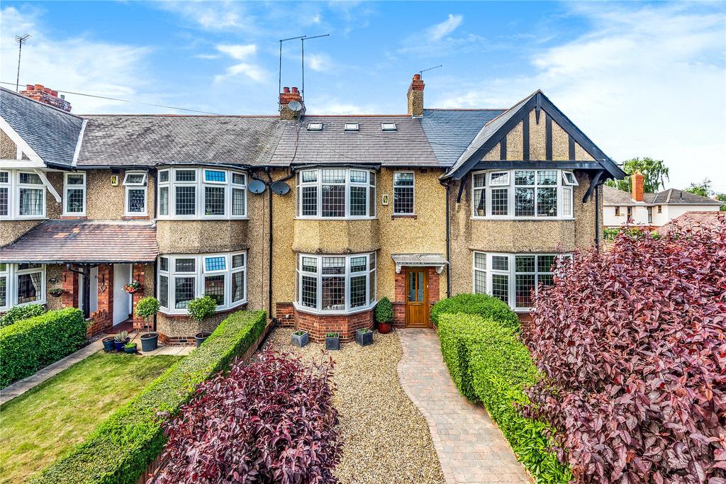 Billing Road, Northampton, NN1 4 bed house for sale £435,000