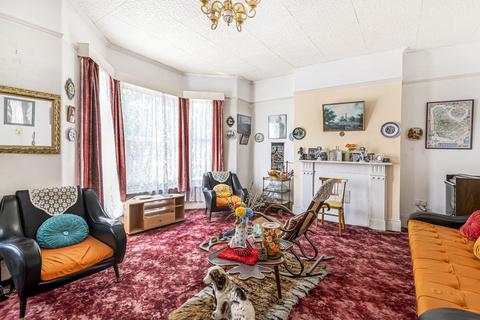 10 Sainfoin Road, London, SW17 8EP