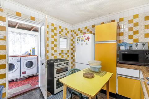 10 Sainfoin Road, London, SW17 8EP