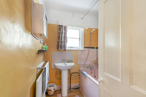 10 Sainfoin Road, London, SW17 8EP