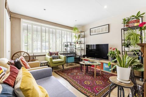 46 The Keep, London, SE3 0AF