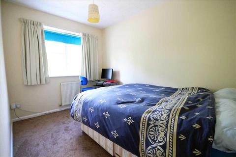 42 Malden Fields, Bushey, WD23 2QA