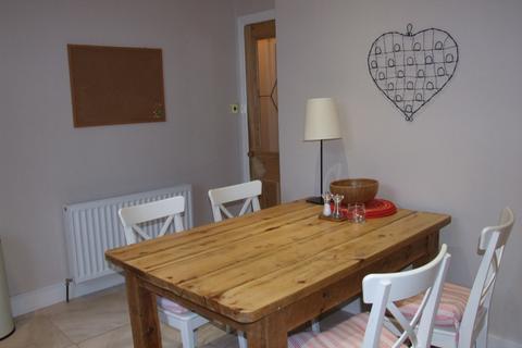 2 bedroom flat to rent - Rosemount Place, Rosemount, Aberdeen, AB25