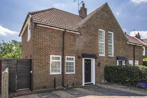 247 Noel Road, London, W3 0JP
