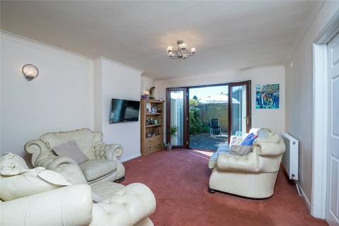 3 The Anchorage, Great Wakering, Southend-on-sea, SS3 0EE