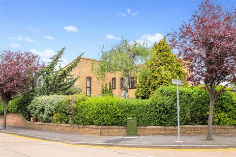 1 Moat End, Southend-on-sea, SS1 3QA