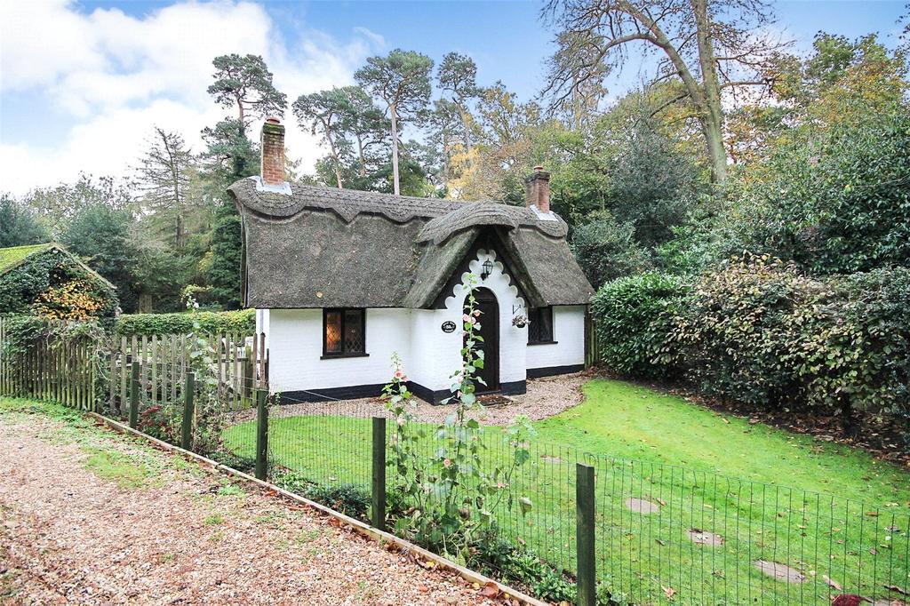 Bedford Street, Ampthill, Bedfordshire, MK45 2 bed detached house £
