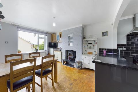 52 Dower Road, Torquay, TQ1 4JH