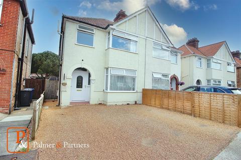 7 Broadmere Road, Ipswich, IP1 5BU