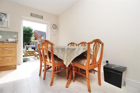 7 Broadmere Road, Ipswich, IP1 5BU
