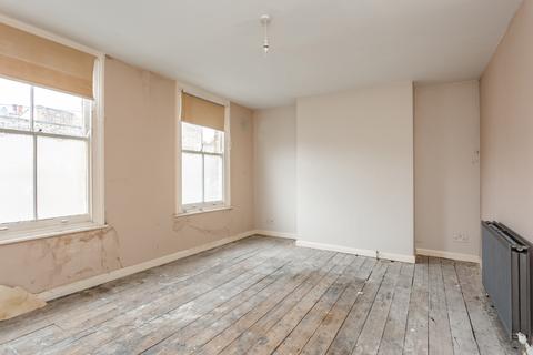 80b Ellesmere Road, London, E3 5QX