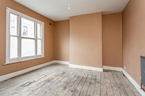 80b Ellesmere Road, London, E3 5QX
