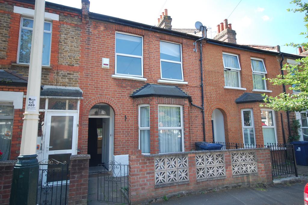 Road, Ealing W5 4 bed terraced house £1,898 pcm (£438 pw)