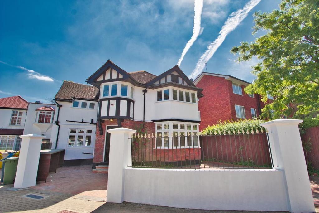 Roxborough Park, Harrow On The Hill 1 bed flat £1,150 pcm (£265 pw)
