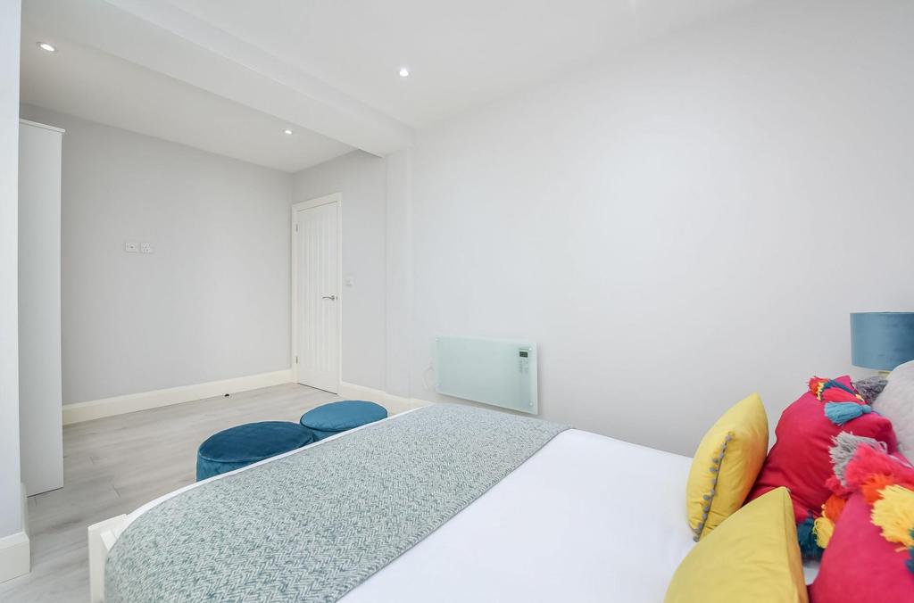 Bedroom Alt 1